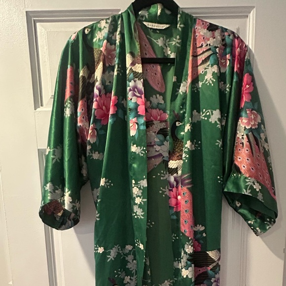 Floral Green Kimono Robe - Picture 4 of 7